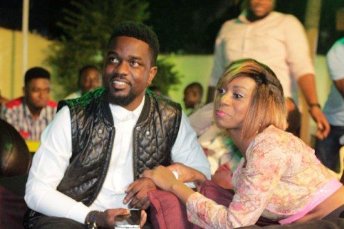 Sarkodie ft. Raquel - Hold On (Prod. by Shaker)